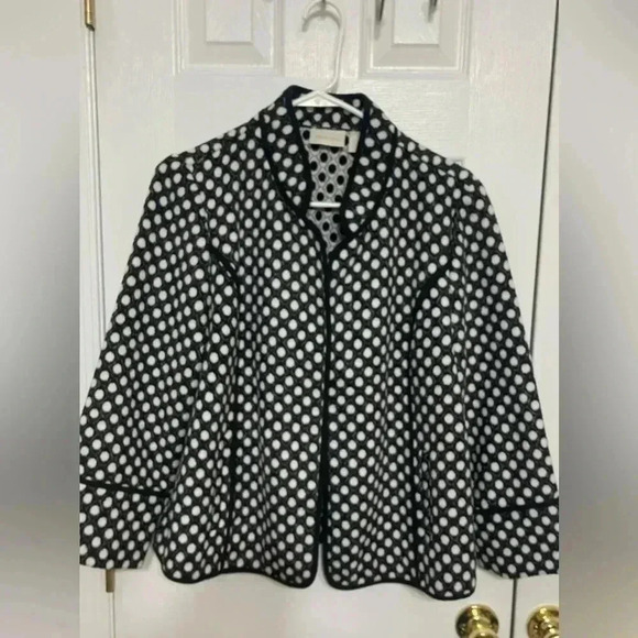 Chicos Polka Dot Plush Jacket Open Front Pockets Black White Collared - Picture 10 of 14